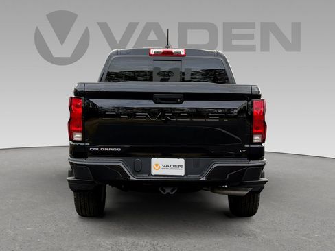 New 2024 Chevrolet Colorado LT w/ LT Convenience Package II image 22