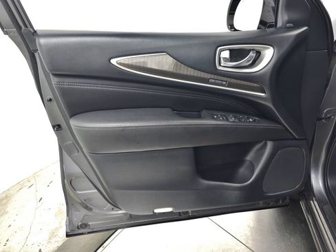 Used 2019 INFINITI QX60 Luxe w/ Essential Package AWD/4WD image 13