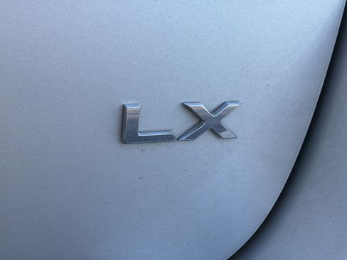 Used 2016 Kia Sedona LX w/ Option Group 020 image 8