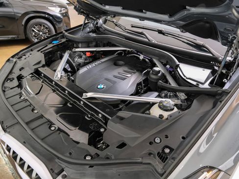 Used 2025 BMW X6 xDrive40i AWD/4WD image 55