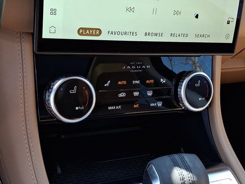 Used 2023 Jaguar F-PACE S image 25