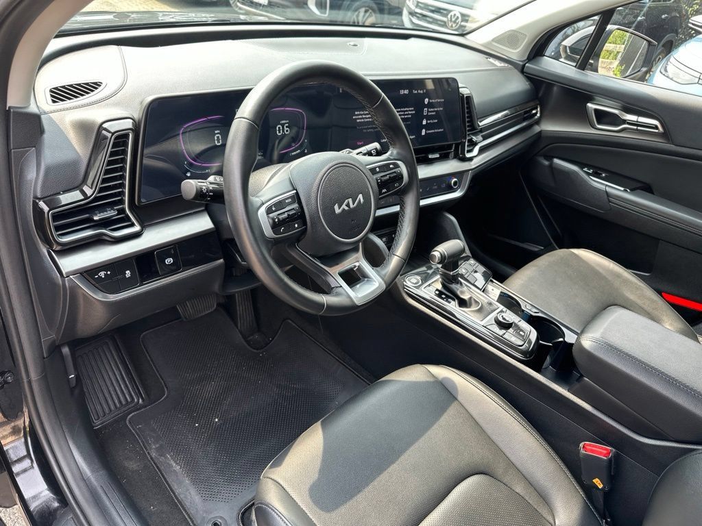 Used 2024 Kia Sportage EX AWD/4WD image 11