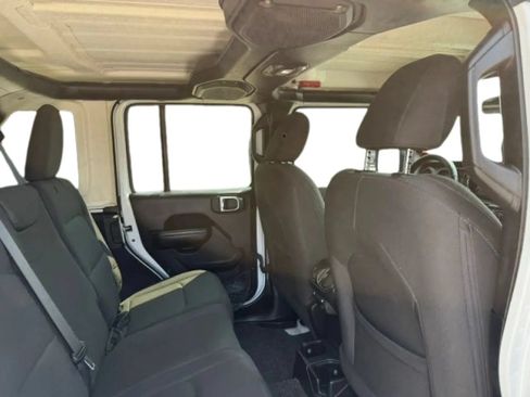 Used 2018 Jeep Wrangler Unlimited Sport S AWD/4WD image 15