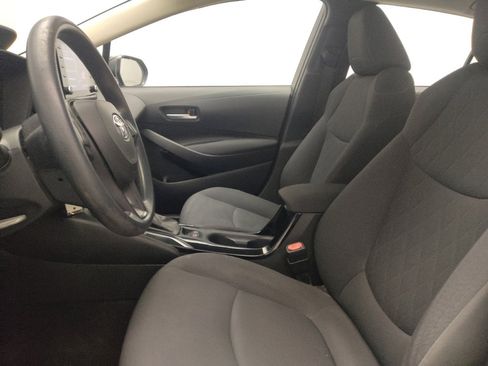 Used 2021 Toyota Corolla LE image 17