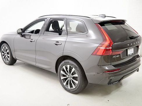 Certified 2023 Volvo XC60 B5 Plus w/ Climate Package image 7