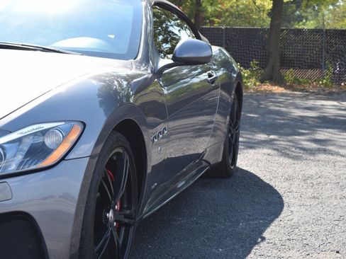 Used 2019 Maserati GranTurismo Sport RWD image 12