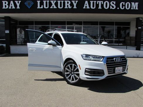 Used 2017 Audi Q7 3.0T Premium Plus w/ Premium Plus Package AWD/4WD image 38