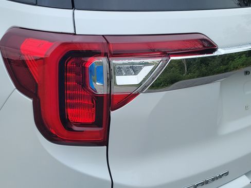 Used 2020 GMC Acadia Denali w/ Trailering Package AWD/4WD image 11