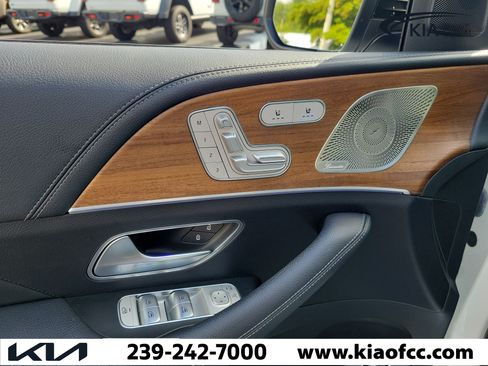 Used 2022 Mercedes-Benz GLE 350 4MATIC image 23