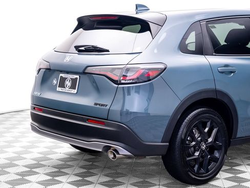 Used 2025 Honda HR-V Sport image 34