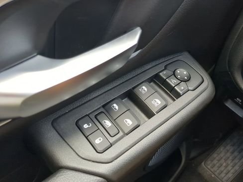 Used 2025 RAM 1500 Big Horn image 17