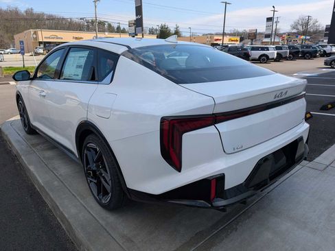New 2026 Kia K4 GT-Line FWD image 8