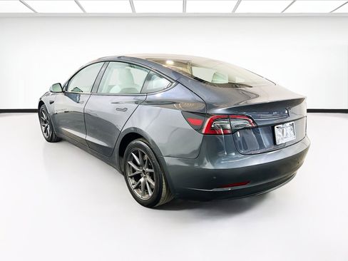 Used 2023 Tesla Model 3 Standard Range image 6