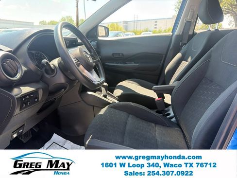 Used 2021 Nissan Kicks S FWD image 11