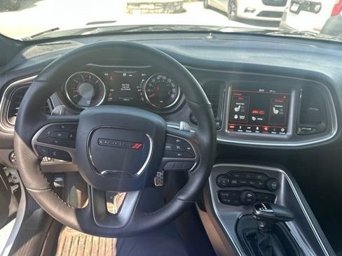 Used 2019 Dodge Challenger R/T Scat Pack w/ Scat Pack Stripe RWD image 23