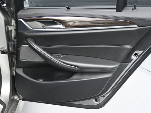 Used 2019 BMW M5 w/ Executive Package image 14