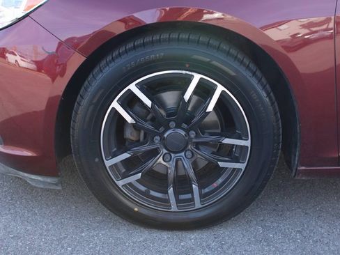 Used 2015 Chevrolet Malibu LT w/ Power Convenience Package image 34