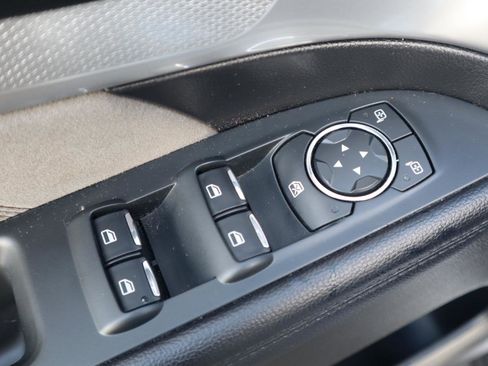 Used 2017 Ford Explorer XLT w/ Equipment Group 202A image 64