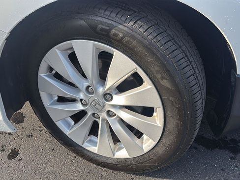 Used 2015 Honda Accord Touring image 5
