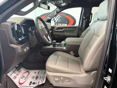 New 2026 GMC Sierra 1500 SLT w/ SLT Premium Plus Package AWD/4WD image 8