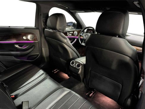 Used 2017 Mercedes-Benz E 400 4MATIC Wagon image 59