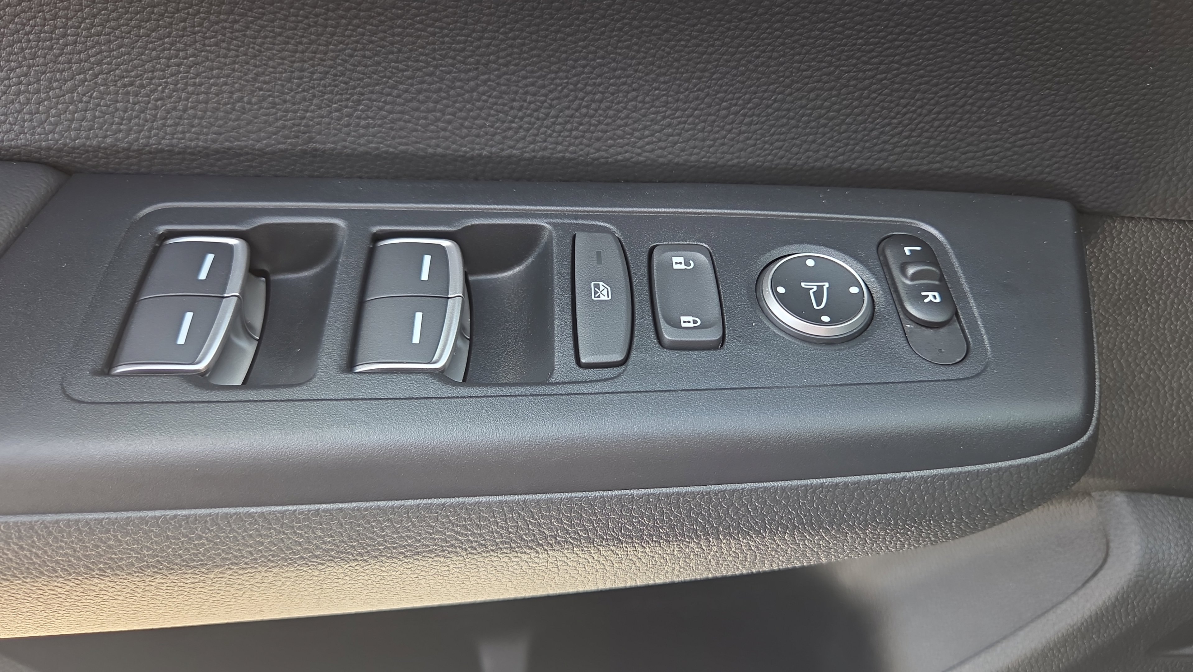 Certified 2024 Honda CR-V EX-L image 34