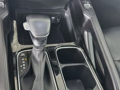 Used 2025 Kia Telluride S AWD/4WD image 24