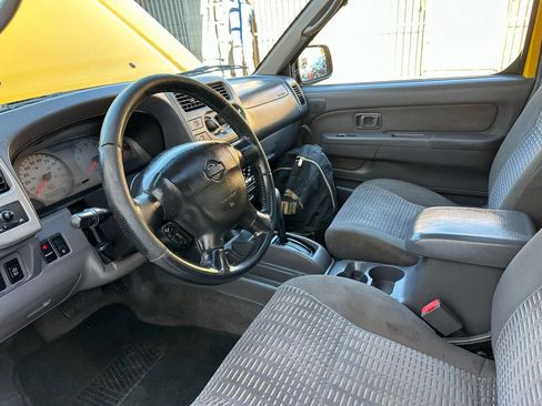 Used 2001 Nissan Xterra SE image 5