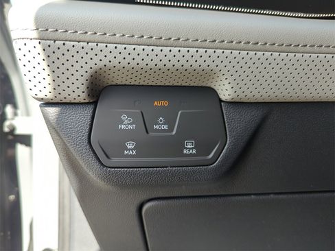 New 2026 Volkswagen Atlas Peak Edition image 41