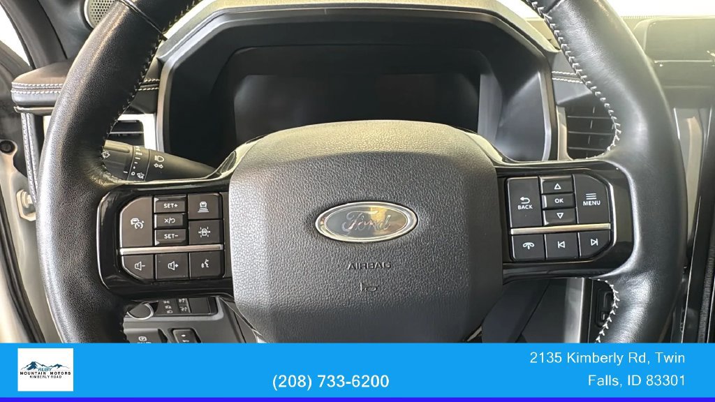 Used 2022 Ford F150 Lightning Platinum AWD/4WD image 22