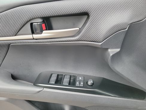 Used 2026 Toyota Camry SE FWD image 18