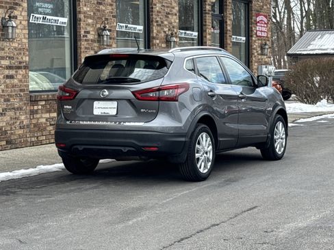 Used 2021 Nissan Rogue Sport SV image 5