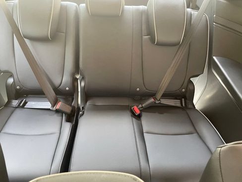 New 2026 Honda Odyssey Touring image 12