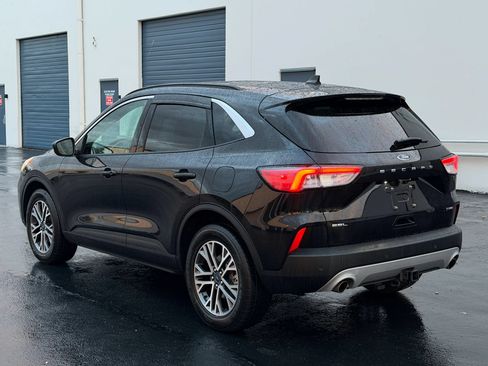 Used 2020 Ford Escape SEL AWD/4WD image 3