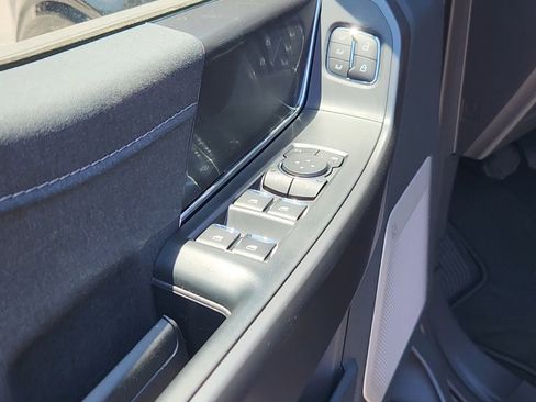 New 2025 Ford F150 Lariat w/ Equipment Group 502A High image 17