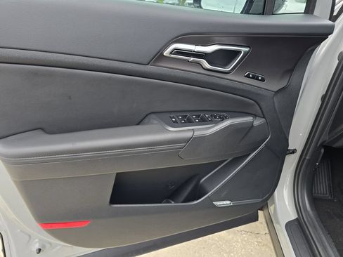 New 2026 Kia Sportage SX FWD image 18