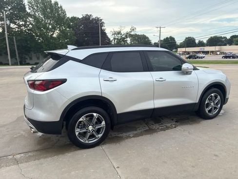 Used 2021 Chevrolet Blazer LT FWD image 8