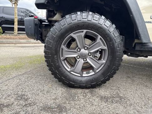 Used 2017 Jeep Wrangler Rubicon image 29
