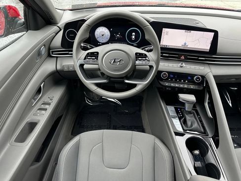 Certified 2023 Hyundai Elantra SEL w/ Convenience Package FWD image 14