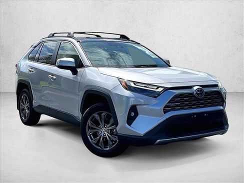 Used 2023 Toyota RAV4 Limited AWD/4WD image 12