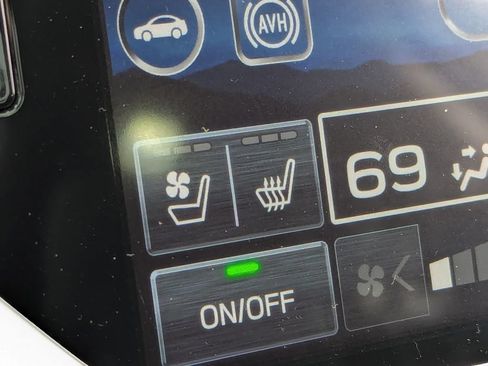 Used 2023 Subaru Ascent Touring AWD/4WD image 23