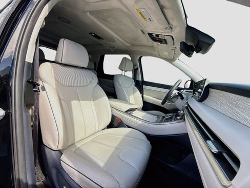 Used 2025 Hyundai Palisade Calligraphy FWD image 16