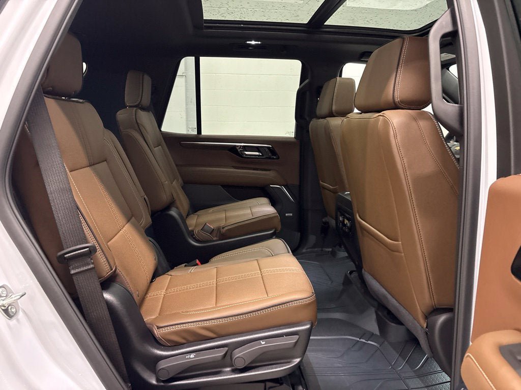 New 2027 Chevrolet Tahoe High Country w/ Sun And Tow Package AWD/4WD image 35