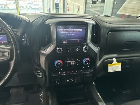 Used 2020 GMC Sierra 1500 Elevation w/ Elevation Value Package AWD/4WD image 22