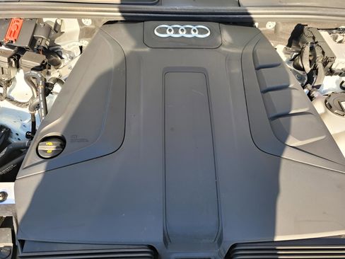 Used 2022 Audi Q7 2.0T Premium Plus w/ Premium Plus Package image 24