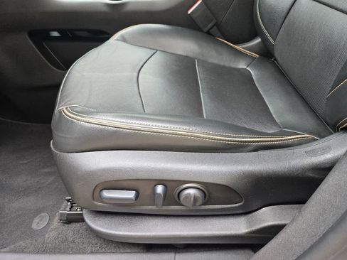 Used 2024 GMC Terrain AT4 image 16