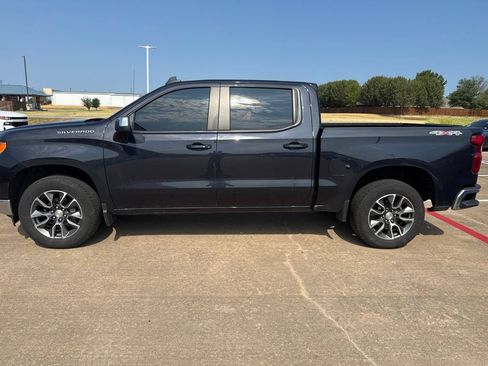 Used 2023 Chevrolet Silverado 1500 LT AWD/4WD image 1