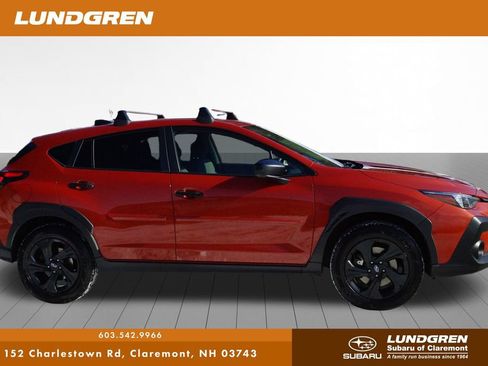 Used 2024 Subaru Crosstrek 2.0i AWD/4WD image 2