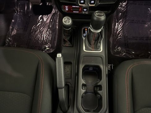 Used 2020 Jeep Wrangler Rubicon w/ Steel Bumper Group image 22