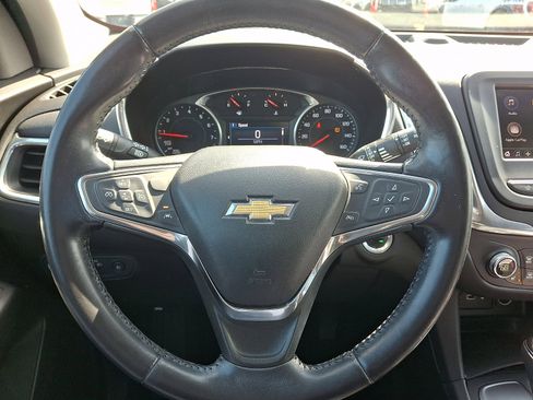 Used 2020 Chevrolet Equinox LT image 25